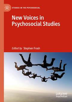 Couverture de l’ouvrage New Voices in Psychosocial Studies