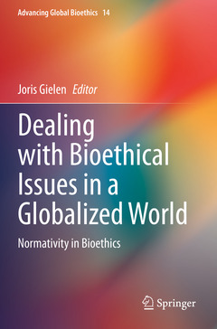Couverture de l’ouvrage Dealing with Bioethical Issues in a Globalized World 