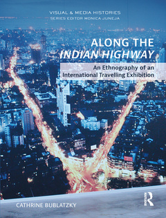 Couverture de l’ouvrage Along the Indian Highway