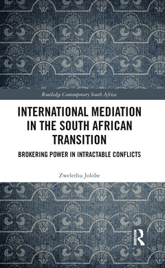 Couverture de l’ouvrage International Mediation in the South African Transition