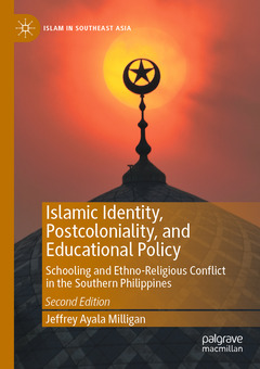 Couverture de l’ouvrage Islamic Identity, Postcoloniality, and Educational Policy