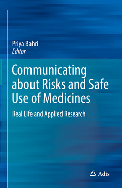 Couverture de l’ouvrage Communicating about Risks and Safe Use of Medicines