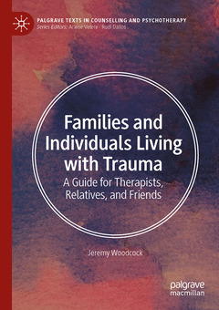 Cover of the book Families and Individuals Living with Trauma