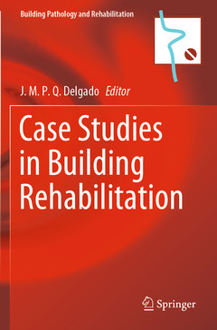 Couverture de l’ouvrage Case Studies in Building Rehabilitation