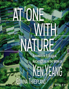 Couverture de l’ouvrage At One with Nature