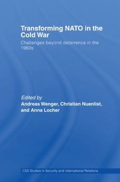 Couverture de l’ouvrage Transforming NATO in the Cold War