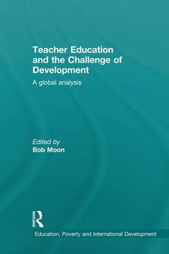 Couverture de l’ouvrage Teacher Education and the Challenge of Development