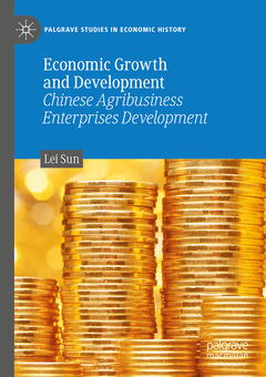 Couverture de l’ouvrage Economic Growth and Development