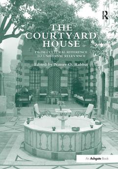Couverture de l’ouvrage The Courtyard House