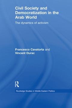 Couverture de l’ouvrage Civil Society and Democratization in the Arab World
