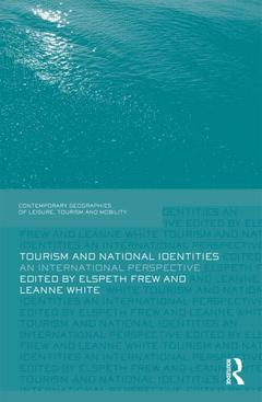 Couverture de l’ouvrage Tourism and National Identities