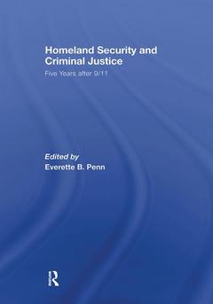 Couverture de l’ouvrage Homeland Security and Criminal Justice