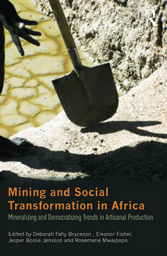 Couverture de l’ouvrage Mining and Social Transformation in Africa