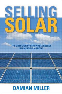 Couverture de l’ouvrage Selling Solar