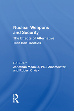 Couverture de l’ouvrage Nuclear Weapons And Security