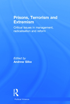 Couverture de l’ouvrage Prisons, Terrorism and Extremism