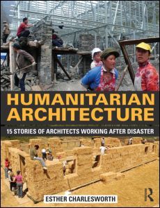 Couverture de l’ouvrage Humanitarian Architecture