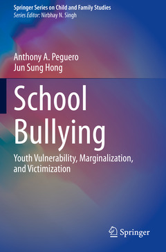Couverture de l’ouvrage School Bullying