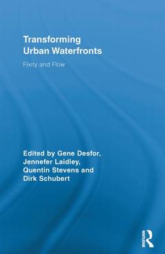 Couverture de l’ouvrage Transforming Urban Waterfronts