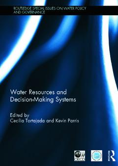 Couverture de l’ouvrage Water Resources and Decision-Making Systems