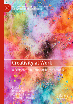 Couverture de l’ouvrage Creativity at Work