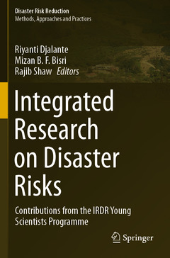Couverture de l’ouvrage Integrated Research on Disaster Risks