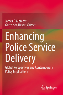 Couverture de l’ouvrage Enhancing Police Service Delivery