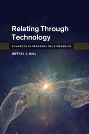 Couverture de l’ouvrage Relating Through Technology