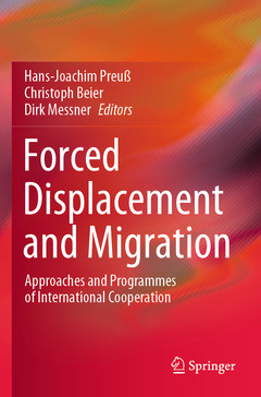 Couverture de l’ouvrage Forced Displacement and Migration