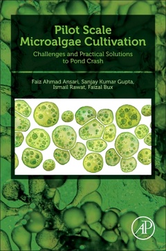 Couverture de l’ouvrage Pilot Scale Microalgae Cultivation