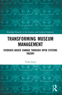 Couverture de l’ouvrage Transforming Museum Management