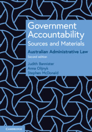 Couverture de l’ouvrage Government Accountability Sources and Materials