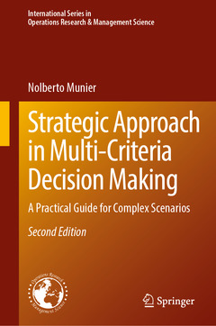 Couverture de l’ouvrage Strategic Approach in Multi-Criteria Decision Making