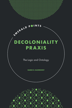 Couverture de l’ouvrage Decoloniality Praxis