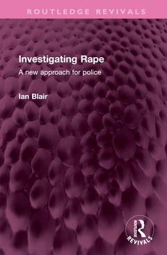 Couverture de l’ouvrage Investigating Rape