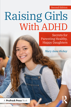 Couverture de l’ouvrage Raising Girls With ADHD