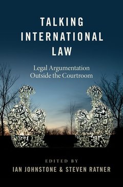 Couverture de l’ouvrage Talking International Law