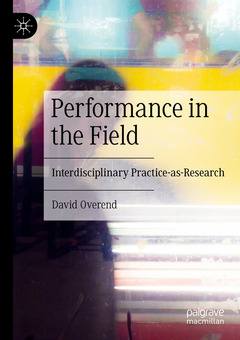 Couverture de l’ouvrage Performance in the Field