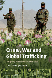 Couverture de l’ouvrage Crime, War, and Global Trafficking
