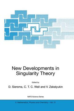 Couverture de l’ouvrage New Developments in Singularity Theory
