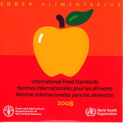 Couverture de l’ouvrage International food standards/Normes internationales pour les aliments/Normas internacionales para los alimentos