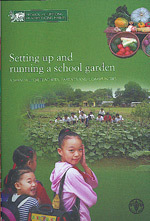 Cover of the book Setting up and running a school garden