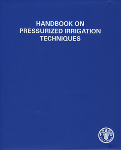 Couverture de l’ouvrage Handbook on pressurized irrigation techniques (in a ring binder)
