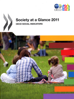 Couverture de l’ouvrage Society at a Glance 2011 OECD Social Indicators (print)