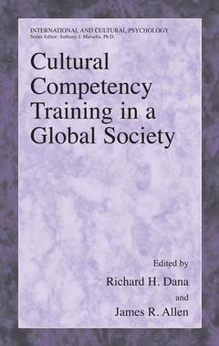 Couverture de l’ouvrage Cultural Competency Training in a Global Society