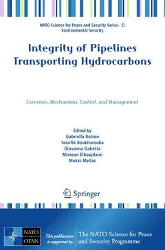 Couverture de l’ouvrage Integrity of Pipelines Transporting Hydrocarbons