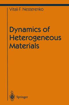 Couverture de l’ouvrage Dynamics of Heterogeneous Materials