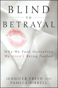 Couverture de l’ouvrage Betrayal (paperback)