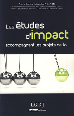 Couverture de l’ouvrage les études d'impact accompagnant les projets de loi