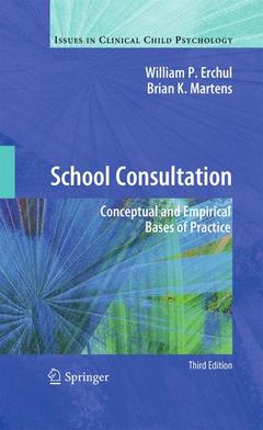 Couverture de l’ouvrage School Consultation